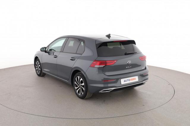 Volkswagen Golf image 1