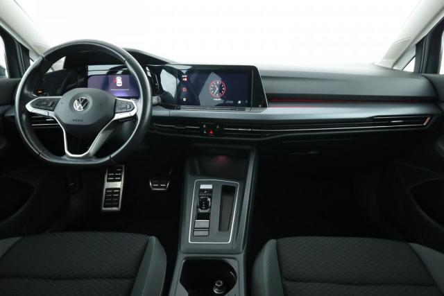Volkswagen Golf image 6
