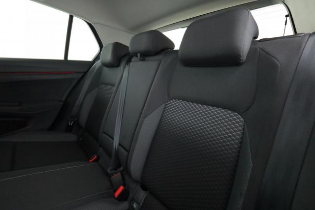 Volkswagen Golf image 3