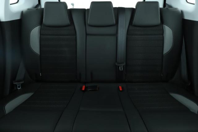 Peugeot 2008 image 1