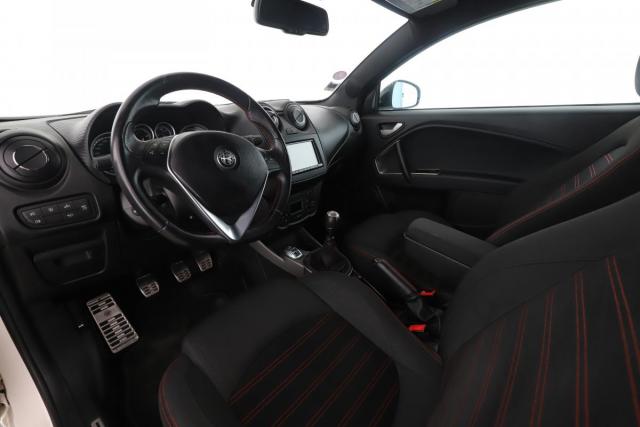 Alfa Romeo Mito image 1