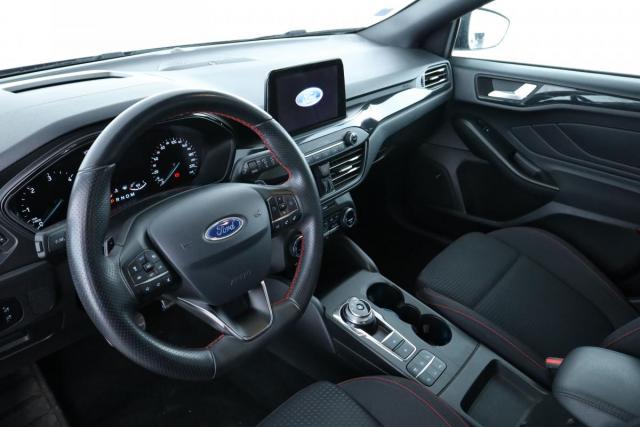 Ford Focus image 2