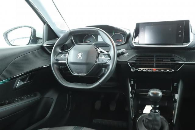 Peugeot 208 image 7