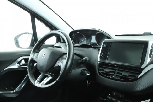 Peugeot 2008 image 4