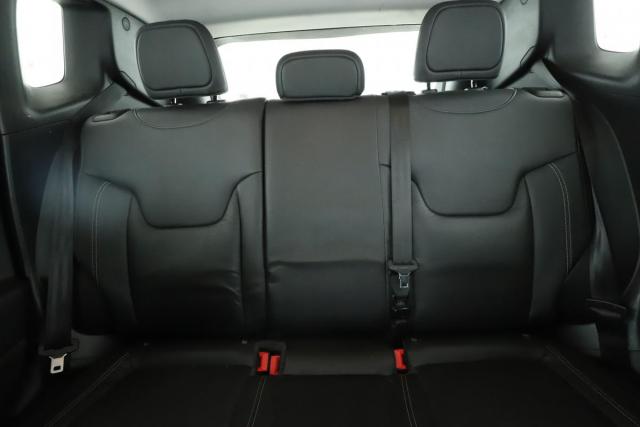Jeep Renegade image 3