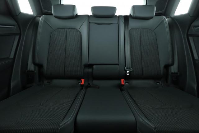 Audi Q3 image 9