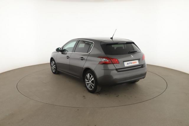 Peugeot 308 image 1