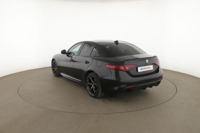 Alfa Romeo Giulia image 4