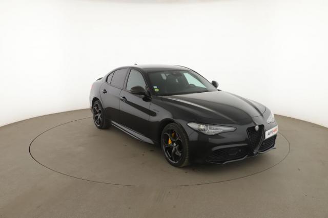 Alfa Romeo Giulia image 8
