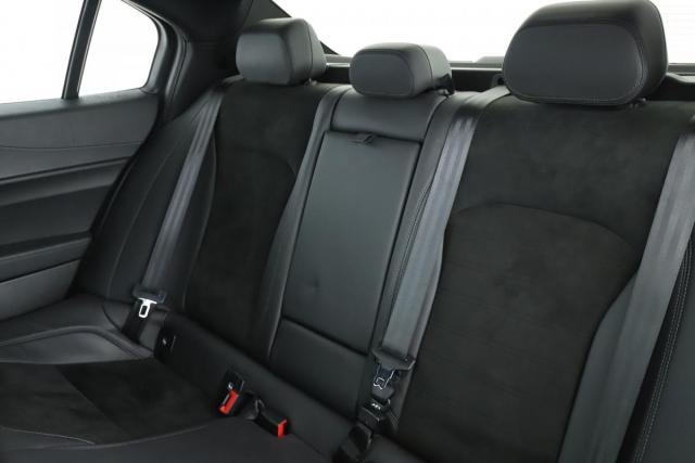 Alfa Romeo Giulia image 3
