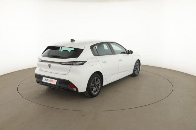 Peugeot 308 image 8