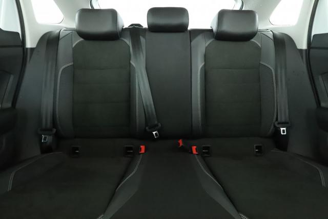Volkswagen Taigo image 8