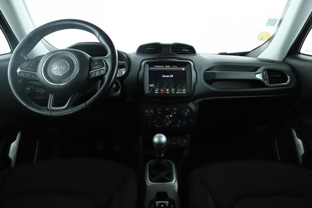 Jeep Renegade image 3