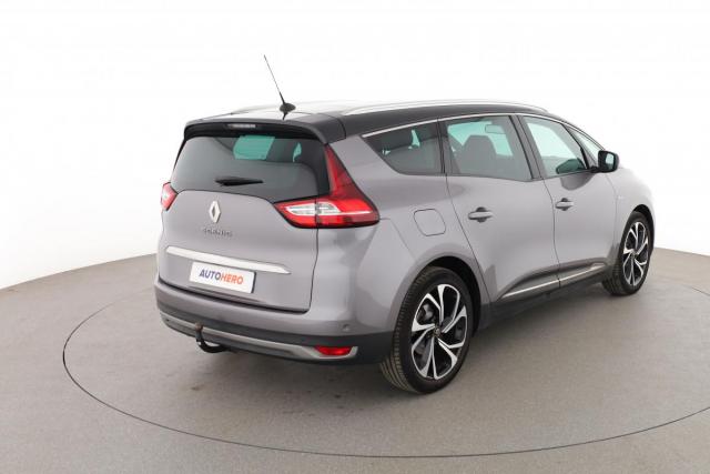 Renault Grand Scénic image 1