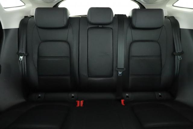 Jaguar E-Pace image 3