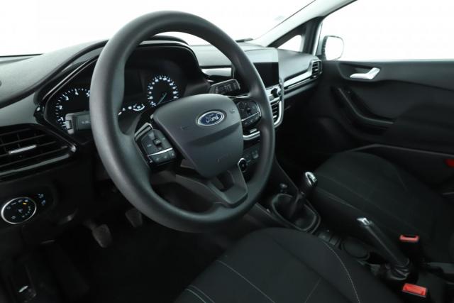 Ford Fiesta image 5