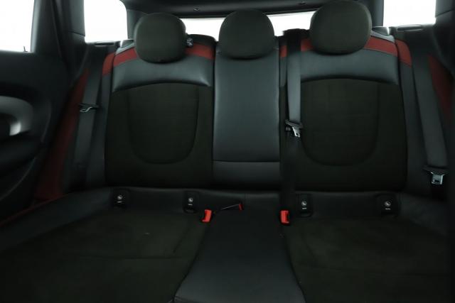 Mini Clubman image 4