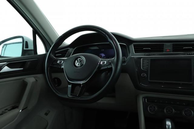 Volkswagen Tiguan image 9
