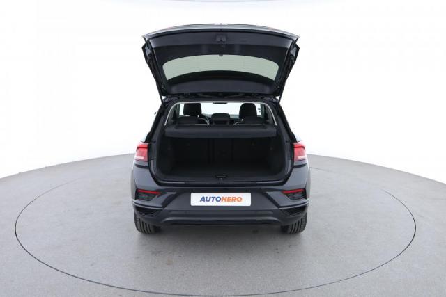 Volkswagen T-Roc image 1