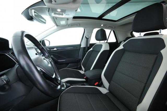 Volkswagen T-Roc image 8