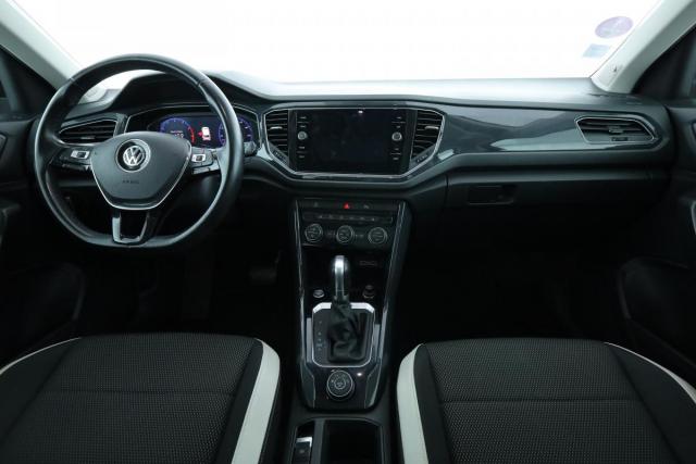 Volkswagen T-Roc image 7