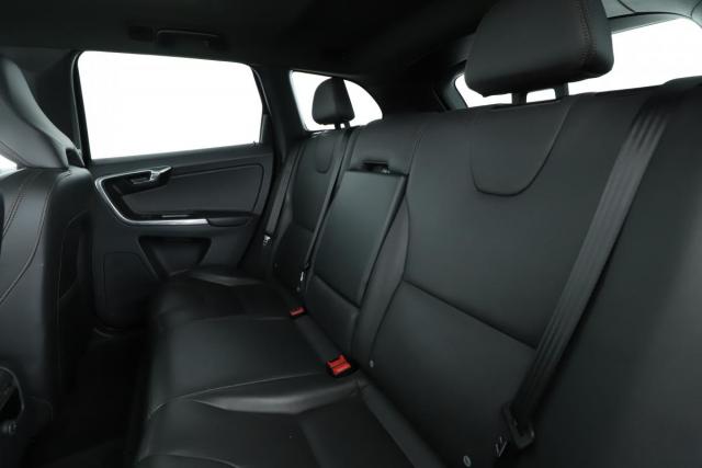 Volvo Xc60 image 2