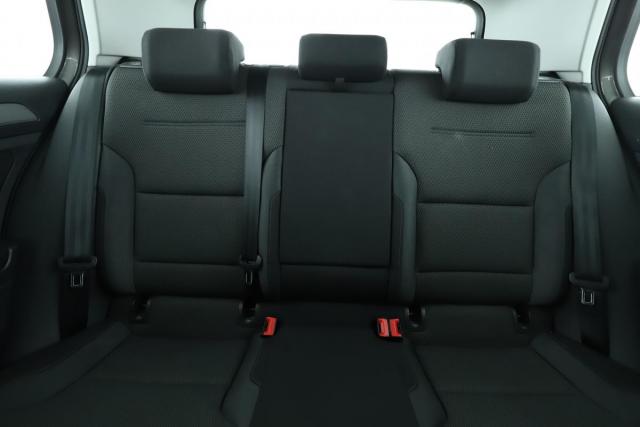 Volkswagen Golf image 3