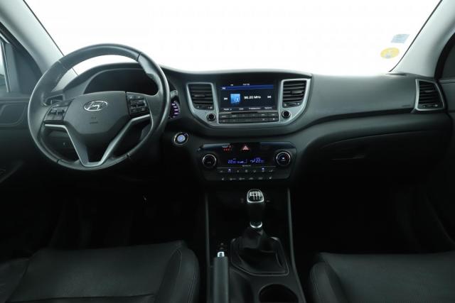 Hyundai Tucson image 8