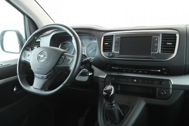 Opel Zafira Life image 6