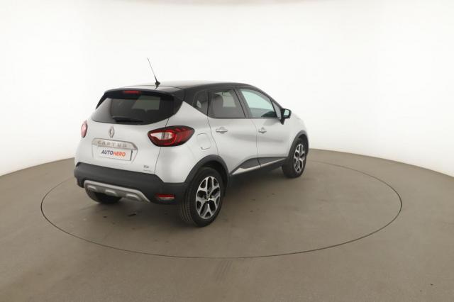 Renault Captur image 8