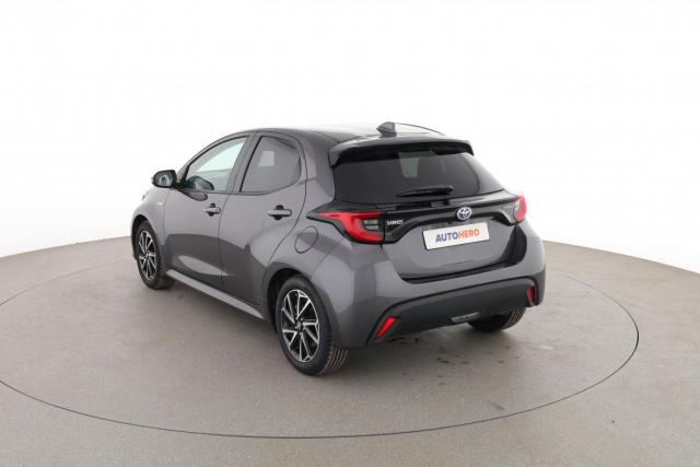 Toyota Yaris image 2