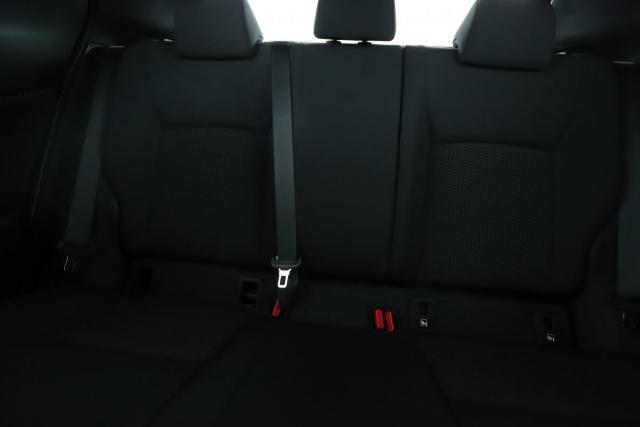 Toyota C-Hr image 3