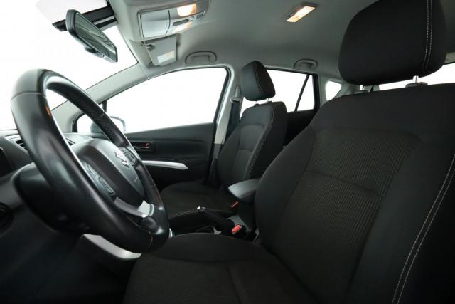 Suzuki Sx4 S-Cross image 8