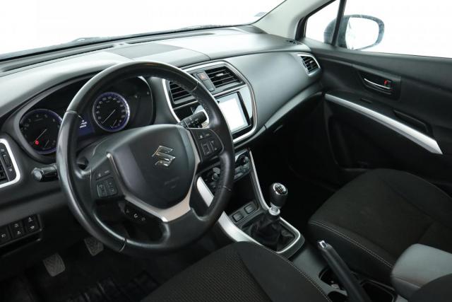 Suzuki Sx4 S-Cross image 1