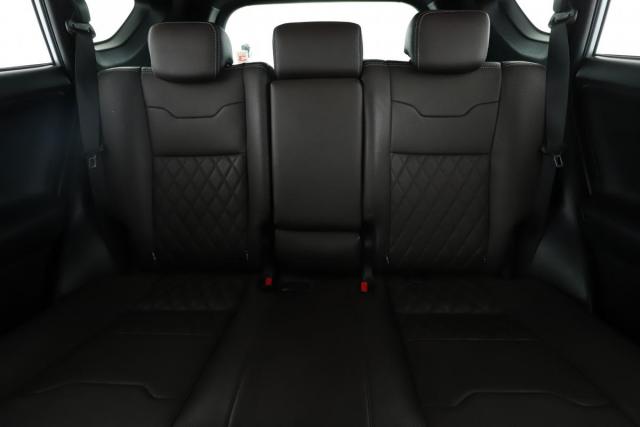 Toyota Rav4 image 9