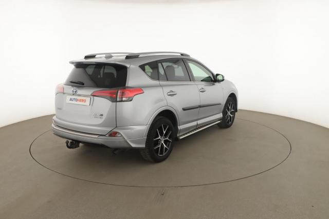 Toyota Rav4 image 5
