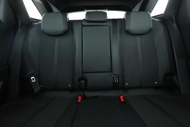 Peugeot 3008 image 8
