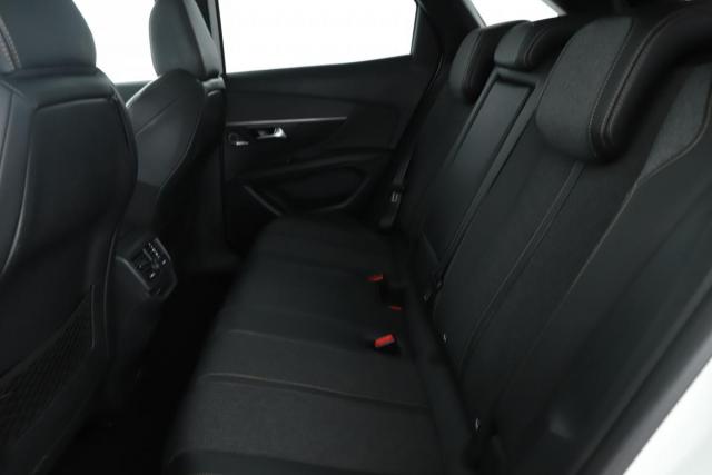 Peugeot 3008 image 9