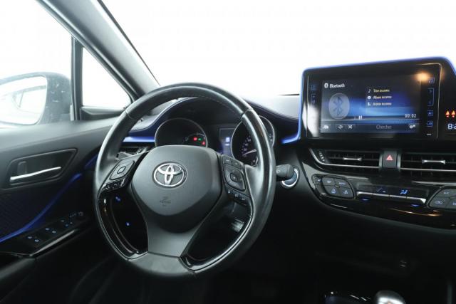Toyota C-Hr image 3