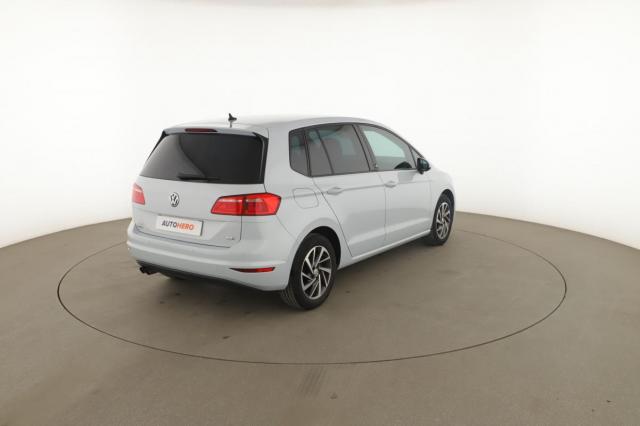 Volkswagen Golf Sportsvan image 1