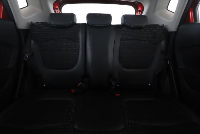 Renault Captur image 1