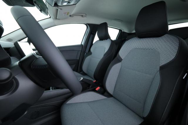 Renault Clio image 9