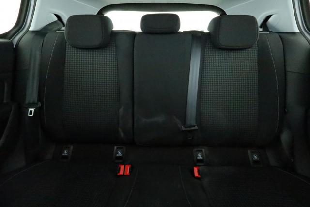 Peugeot 308 image 9