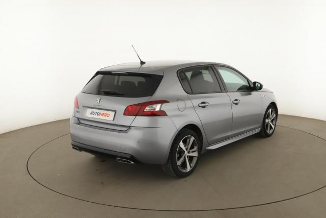 Peugeot 308 image 1