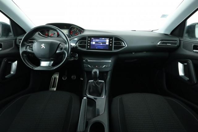 Peugeot 308 image 8