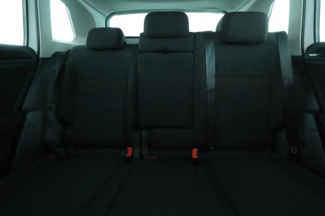 Volkswagen Tiguan image 6