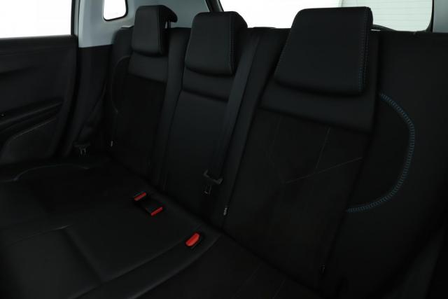 Peugeot 2008 image 7