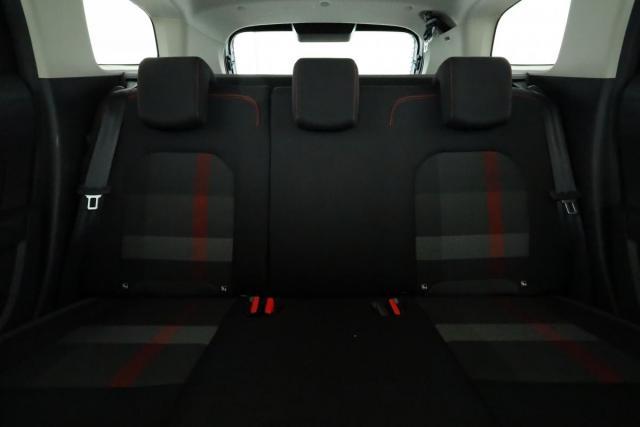 Dacia Duster image 2