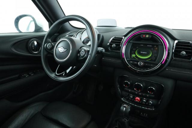 Mini Clubman image 7