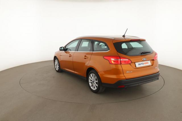 Ford Focus image 9